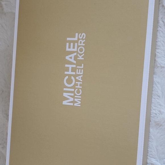 NWT - Michael Kors Keke Mid Pump size 8.5 - Picture 5 of 11